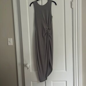 Lovers + Friends grey size XS